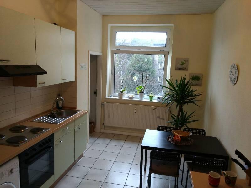 Thumbnail-2,5 Zi-Wohnung Uhlandstraße Nähe Hbf mit Einbauküche