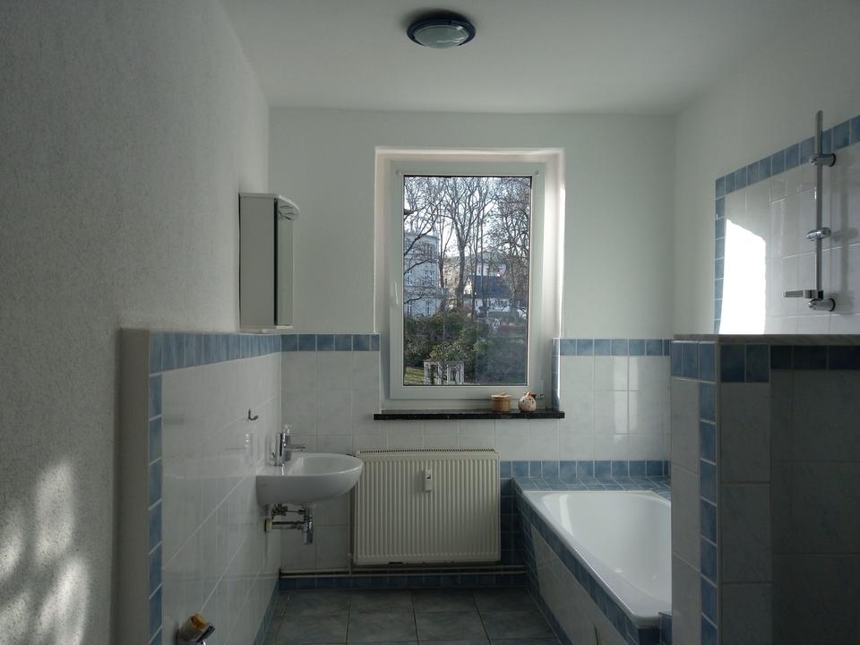 Thumbnail-Große moderne 4 Zi.-Wo. mit EBK, Balkon, Ofen und Garten