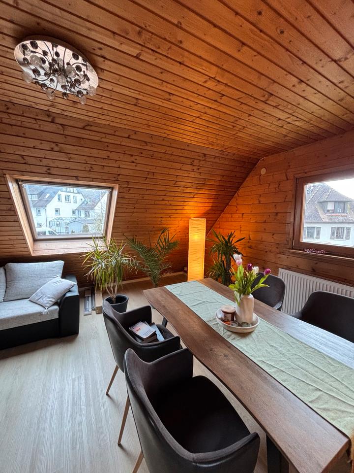 Thumbnail-Gemütliche 3-Zimmer DG-Whg. Zwischenmiete (Mai-Jun.) Reichenau