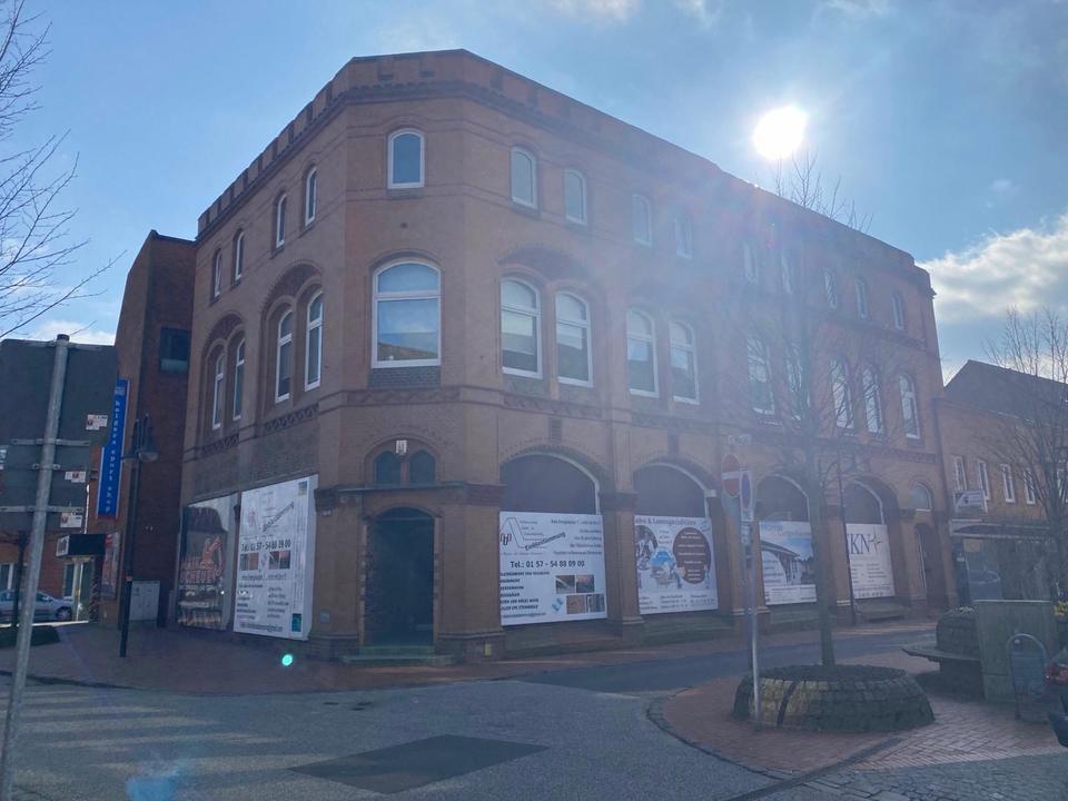 Thumbnail-Großzügige 3-Zimmer-Wohnung mit 100 m² in zentraler Lage von Marne