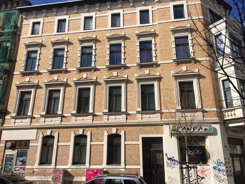 Thumbnail-2 Raum DG-WHG mit WärmepumpeKlimaanlage in HAL Innenstadt Nähe