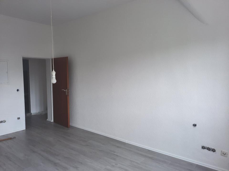 Thumbnail-Schöne DG Wohnung 60 qm E-Bredeney v Privat