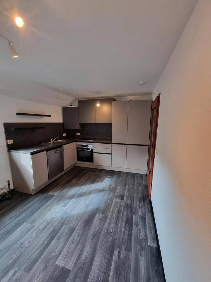 Thumbnail-5,5 Zimmer Wohnung Südbalkon Garten EBK Garage Aalen Hüttlingen