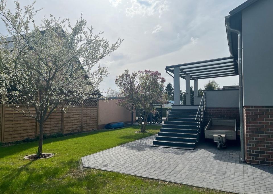 Thumbnail-Einfamilienhaus mit Garten