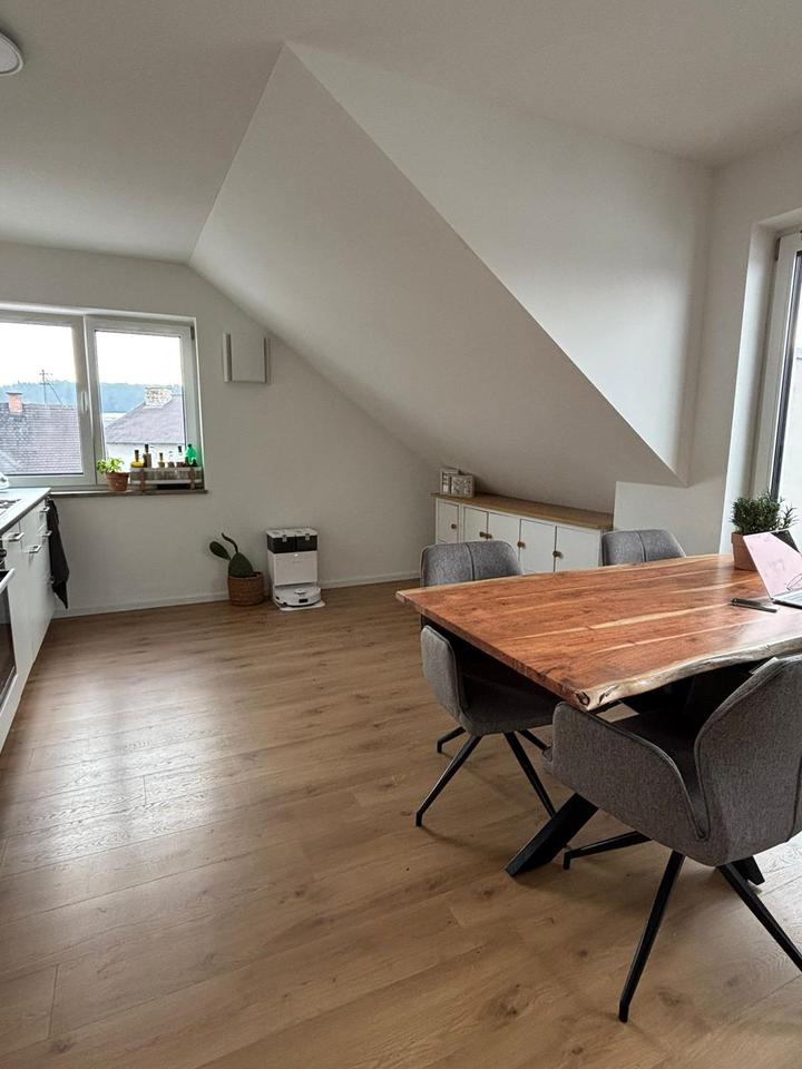 Thumbnail-3-Zimmer-DG-Wohnung mit großer Terrasse