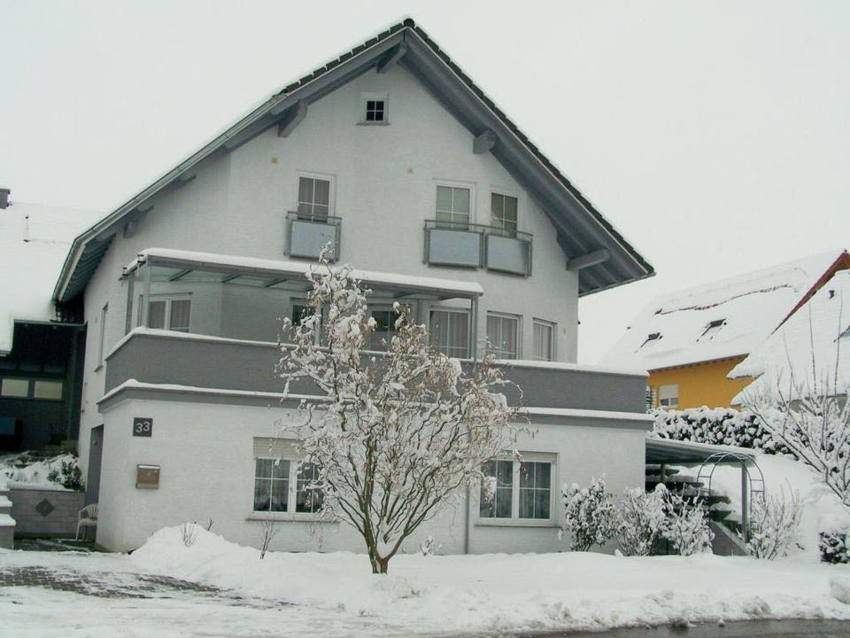 Thumbnail-Einfamilienhaus mit Einligerwohnung mit zwei Terrassen und Garten