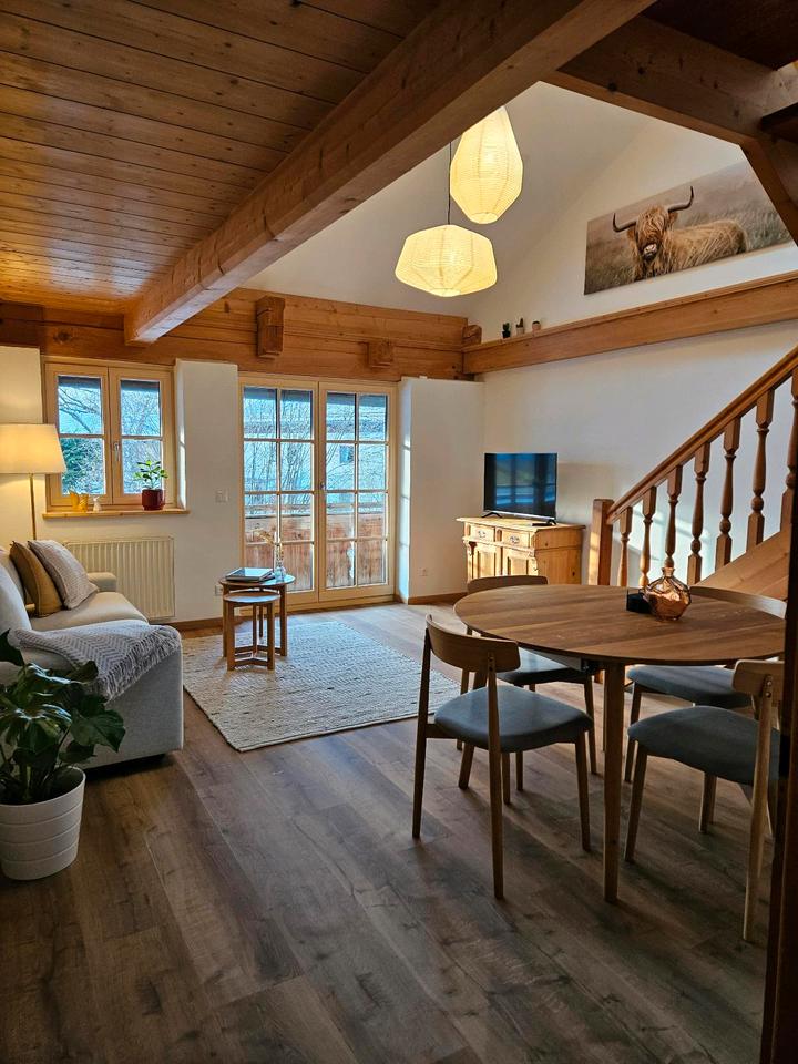 Thumbnail-NEU 3-Zimmer Wohnung 76 m² möbliert Balkon Küche Bad Parkett