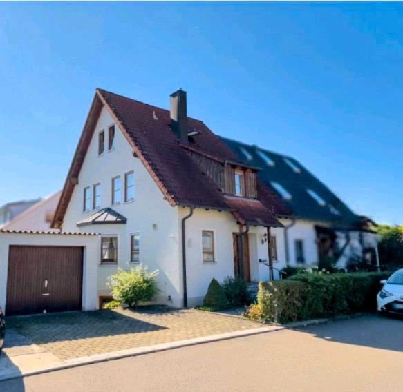 Thumbnail-Doppelhaushälfte mit 5 Zimmern in Aichtal