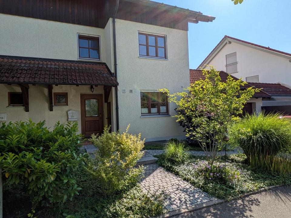 Thumbnail-Gepflegte Doppelhaushälfte in Wörth mit Garage