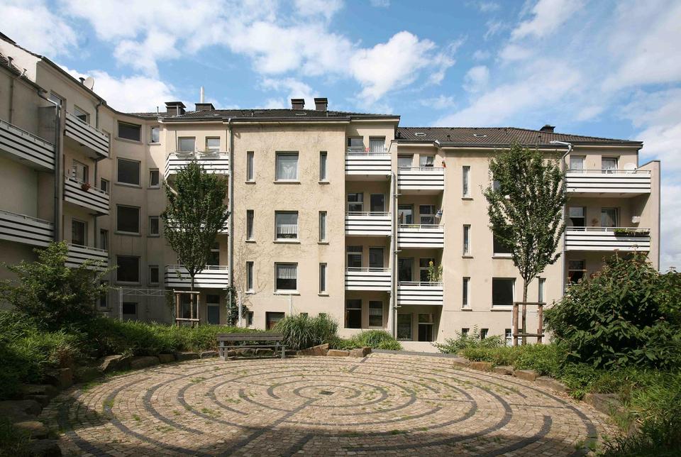 Thumbnail-Günstige, komplett modernisierte kleine Wohnung mit Balkon in Hagen Haspe