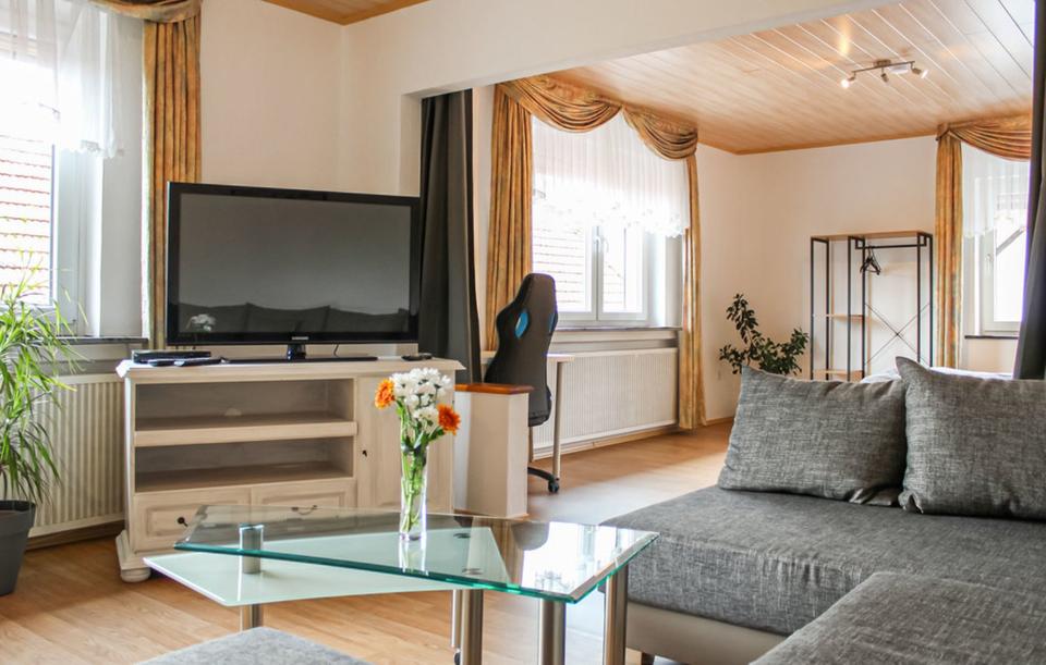 Thumbnail-4 Zimmer Wohnung mit EBK Stellplatz Garten Bischhausen