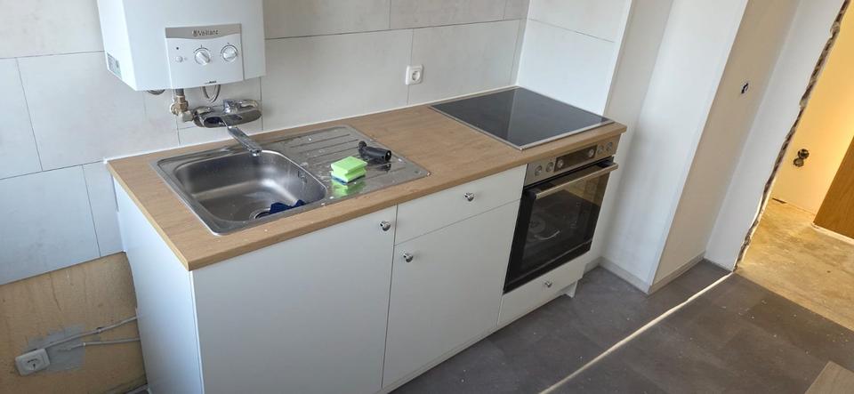 Thumbnail-frisch renovierte 3 Zimmerwohnung mit neuer Küche 06388 Gröbzig