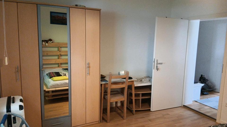 Thumbnail-habe ich eine Zimmer jemanden.