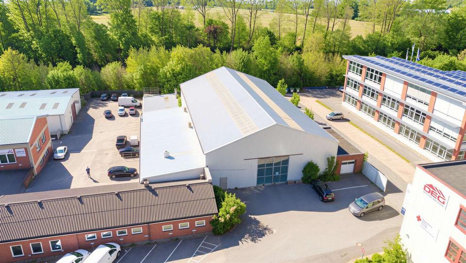Thumbnail-Kiel - Gewerbegebiet Grasweg - Bestens angebundene Lagerhalle mit Außenflächen
