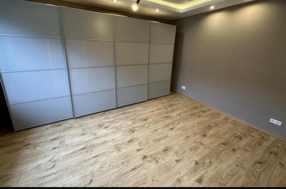 Thumbnail-Moderne 3 Zimmer Wohnung in Deutz (auch als WG geeignet)