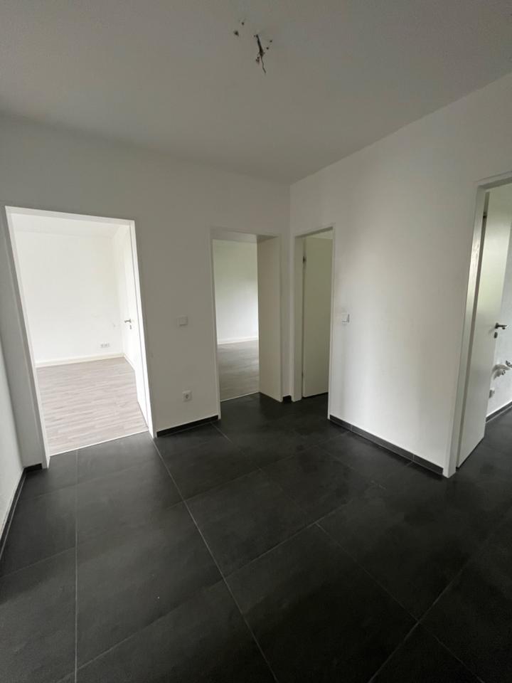 Thumbnail-wunderschöne 3-Zimmer - Wohnung mit Balkon !