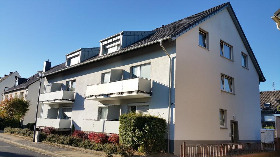 Thumbnail-Komfortable Wohnung mit Balkon in Köln-Grengel