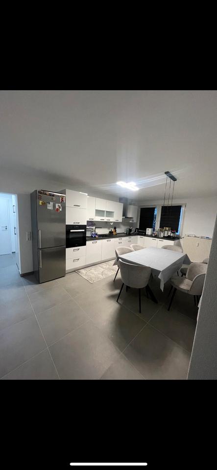 Thumbnail-Komplett renovierte 3-Zimmer Wohnung mit Balkon + 2 Keller