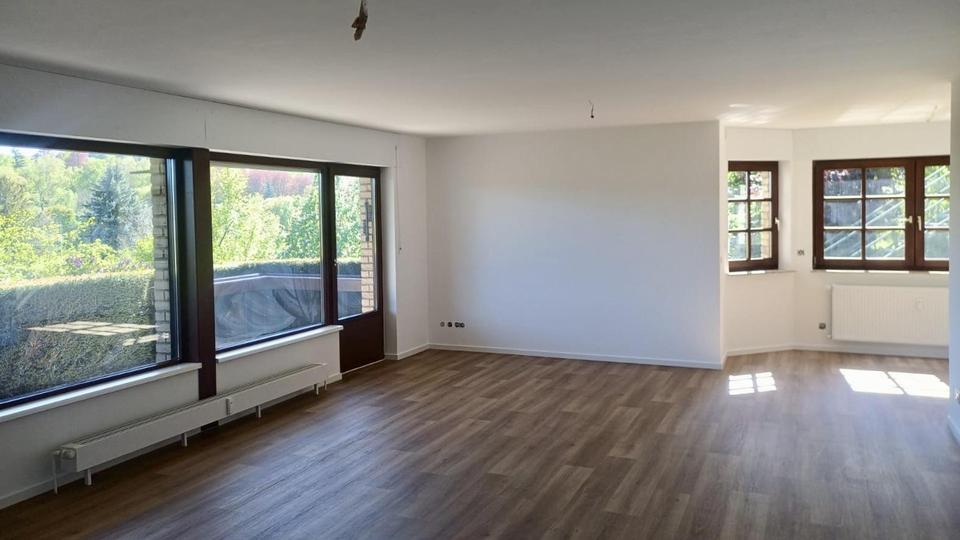Thumbnail-105 m², Südterrasse, Weitblick: frisch renovierte 3-Zimmer-Wohnung zentral in Bad Wildungen