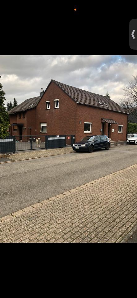 Thumbnail-2,5 Zimmer Maisonettenwohnung mit eigenem Eingang in Dümpten