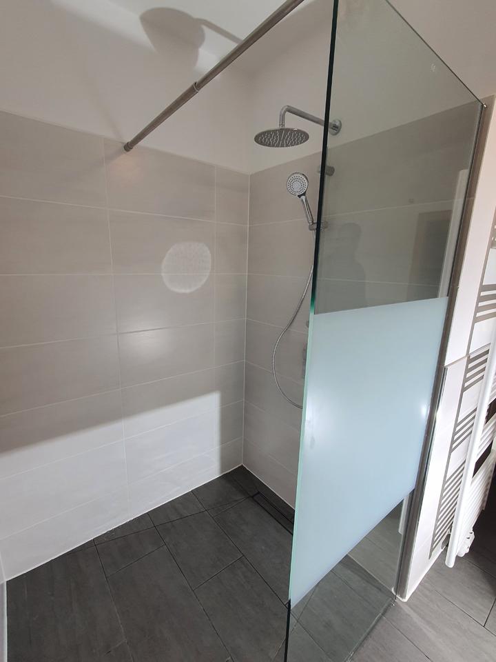 Thumbnail-3-Zimmer-EG-Wohnung mit 50 qm Vorgarten in Schneeren