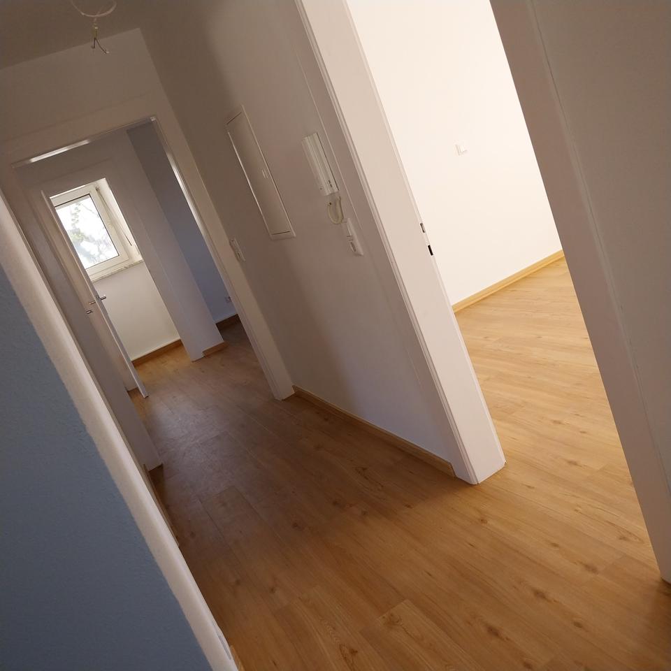 Thumbnail-3,5 Zimmer, Wohnküche mit Einbauküche und Gaten