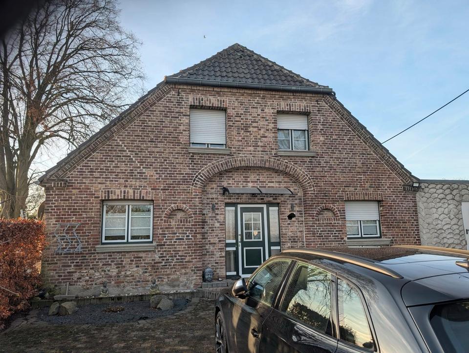 Thumbnail-Verkauf von zwei Häusern mit über 4000 Quadratmeter