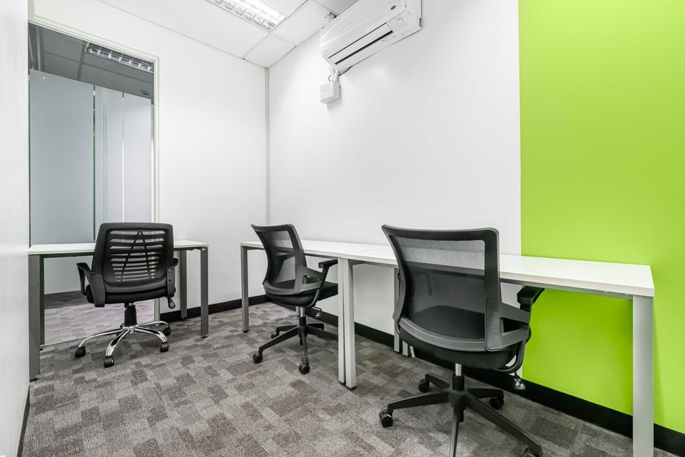 Thumbnail-Privater Büroraum für 5 Person in Regus Friedrich-Henning Straße