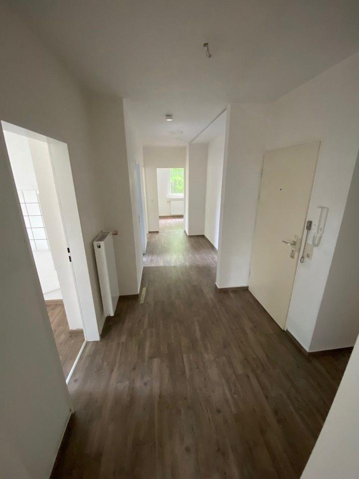 Thumbnail-Helle 3-Zimmer-Wohnung mit Balkon in Oldenburg
