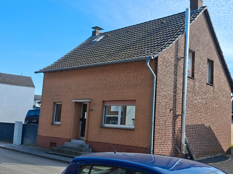 Thumbnail-Haus in Grevenbroich Wevelinghoven zu Verkaufen