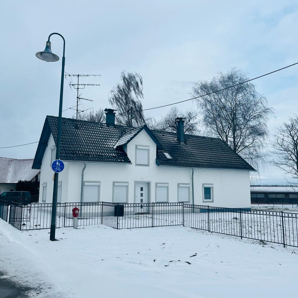 Thumbnail-Einfamilienhaus mit Einliegerwohnung zu verkaufen