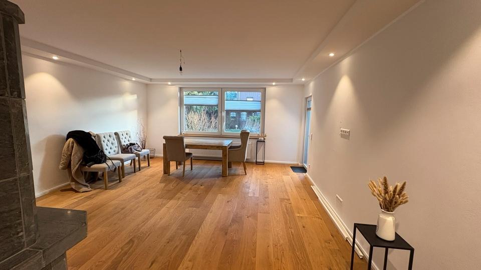 Thumbnail-Sanierte Wohnung inkl. Kamin und Garten HOLTENSEN