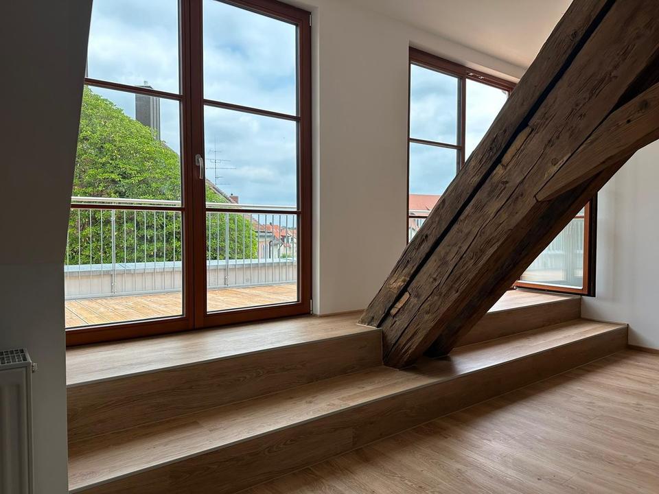 Thumbnail-Wohnen, Arbeiten & Wohlfühlen – 4-Zimmer-Dachterrassentraum vor den Toren Münchens