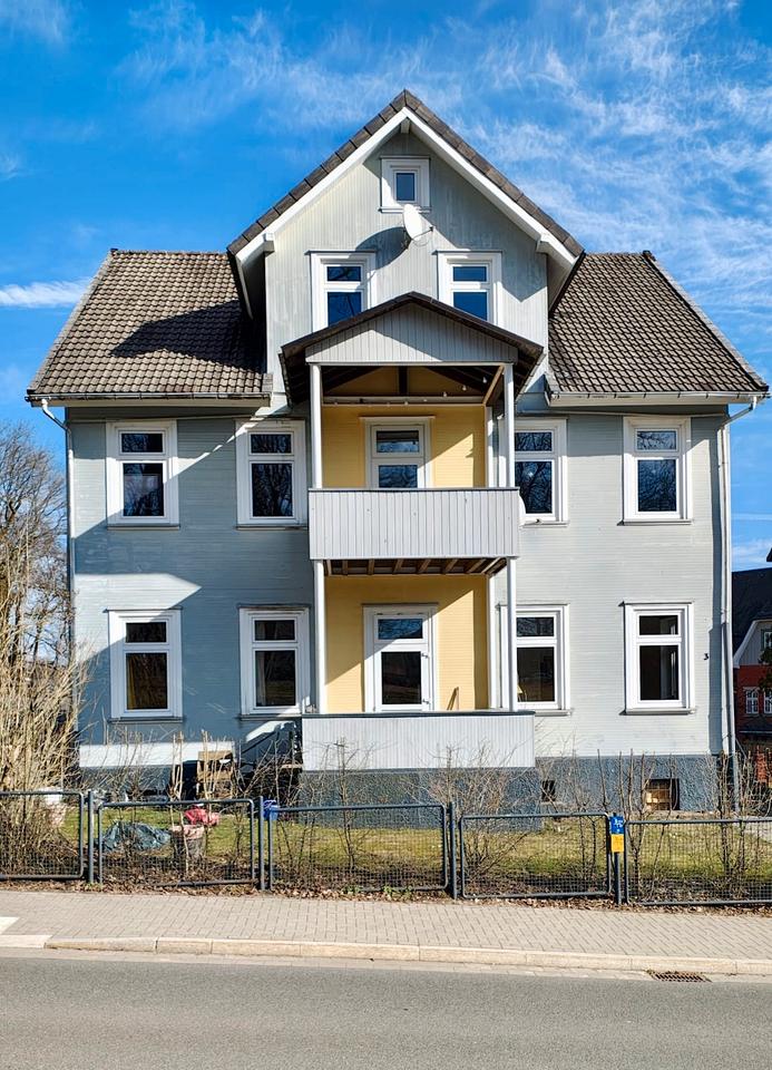 Thumbnail-Großzügige 4 Zimmer Wohnung, 120qm frisch saniert