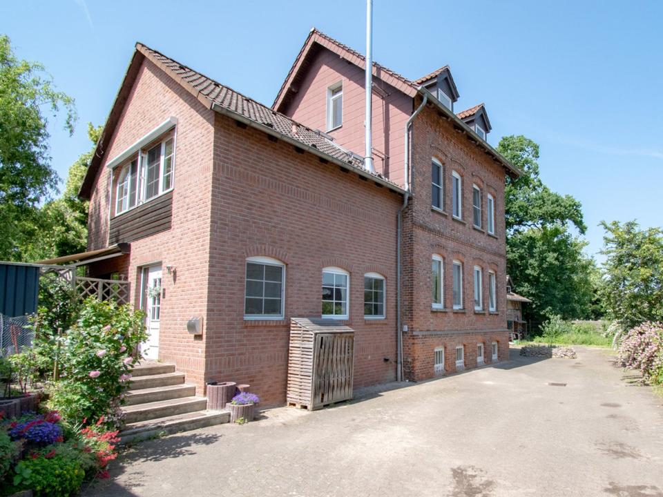 Thumbnail-Peine - Historischer Charme mit modernem Anbau (innenstadtnah)