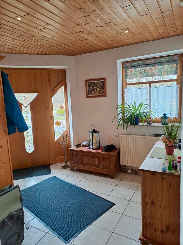 Thumbnail-Doppelhaushälfte mit kl. Außenbereich in Neubokel zu vermieten