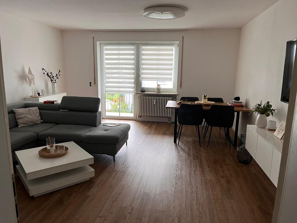 Thumbnail-Schöne 4 Zimmer Wohnung mit Südbalkon in Weiden - Rothenstadt