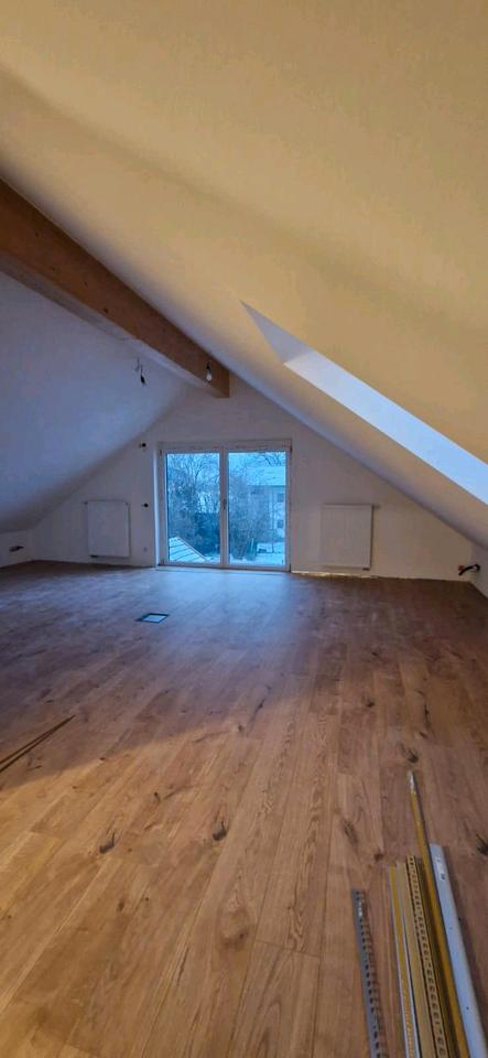 Thumbnail-Helle neu ausgebaute Dachgeschosswohnung - Erstbezug