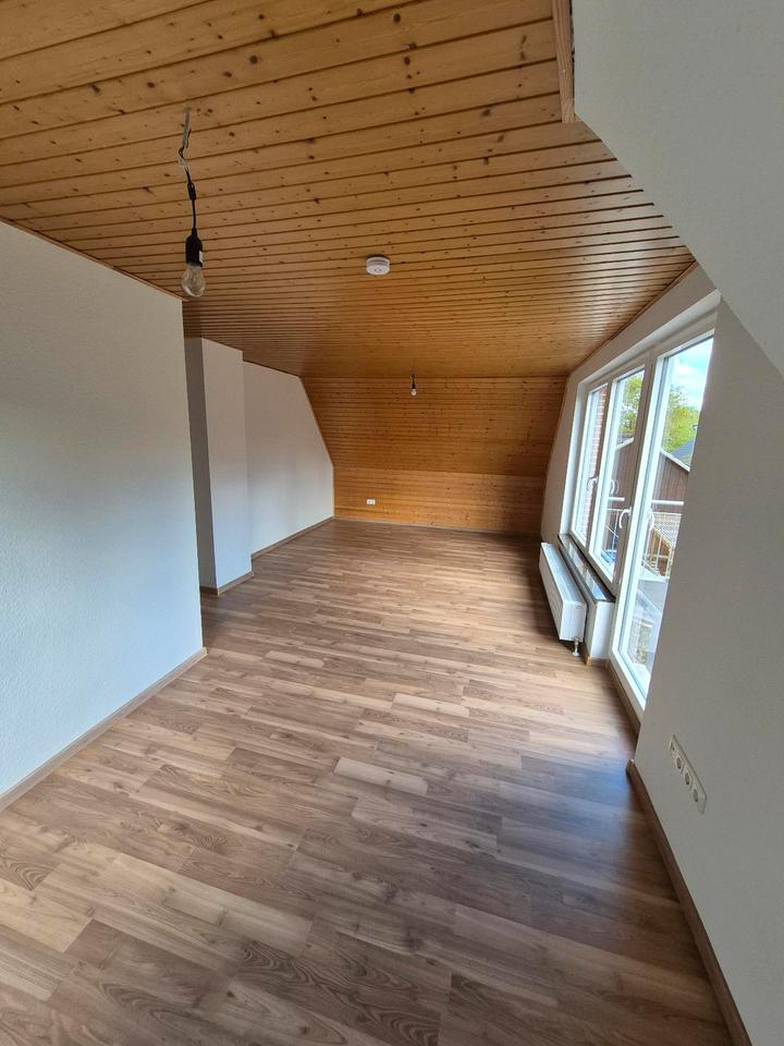 Thumbnail-Dreizimmer Dachgeschosswohnung in HanstedtOllsen
