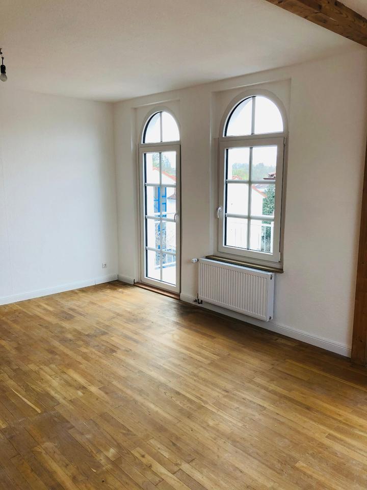 Thumbnail-sanierte DG-Altbauwohnung 3-Zimmer mit Balkon und Garten