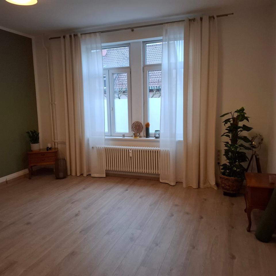 Thumbnail-Raum zur Untermiete z.B.Training, Therapie, Supervision, Massage