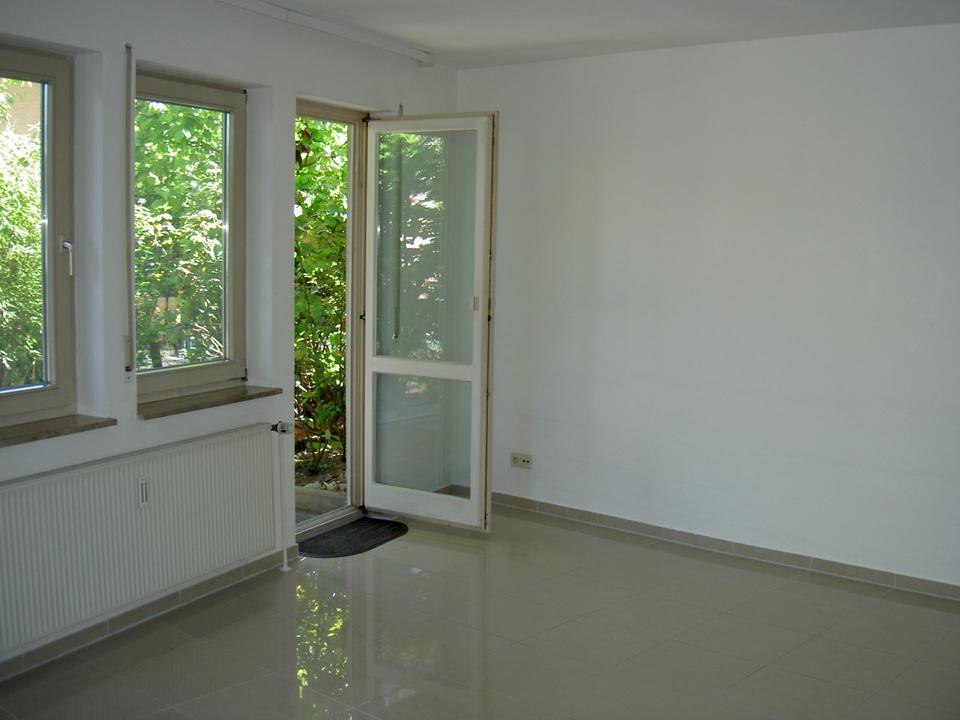 Thumbnail-Schöne, sonnige 2-Zimmer-Erdgeschosswohnung mit Terrasse