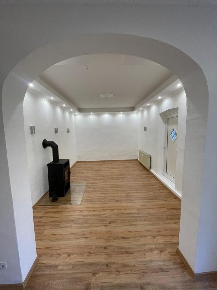 Thumbnail-Renovierte 2-Zimmer-Wohnung in Bahnhofsnähe zu vermieten