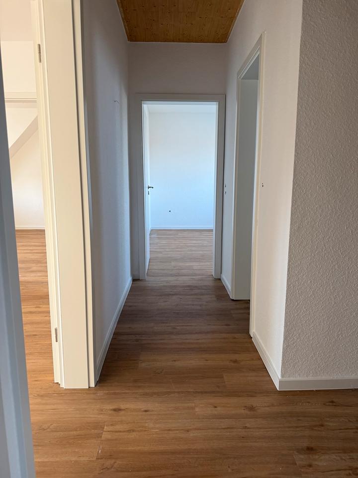 Thumbnail-Attraktive 4-ZKB Wohnung mit Balkon