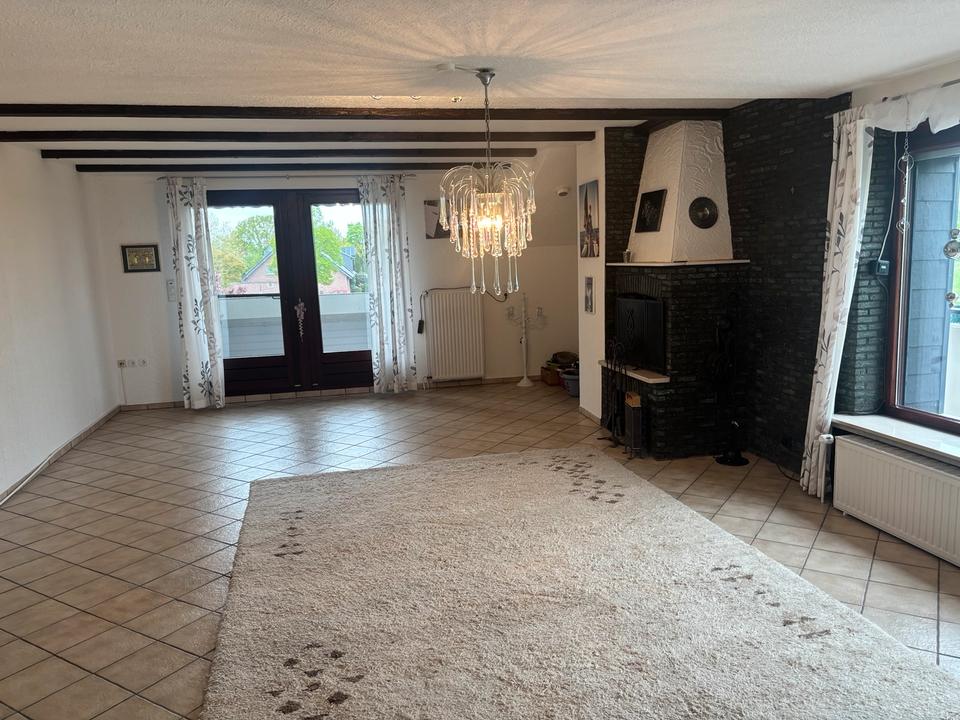 Thumbnail-Großzügige Wohnung (ca.112 qm) mit 3 Balkonen u Garten in Haldern