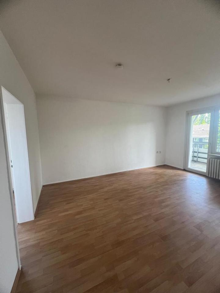 Thumbnail-LICHTDURCHFLUTETE 2-ZIMMER WOHNUNG**SOFORT BEZUGSFERTIG***