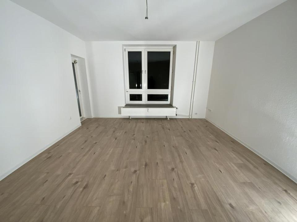 Thumbnail-Helle Wohnung mit Balkon in bester Stadtnähe!
