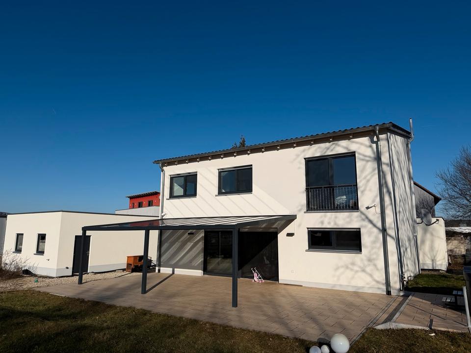 Thumbnail-Provisionsfrei. Freistehendes Haus am Waldrand. Sofort einziehen.