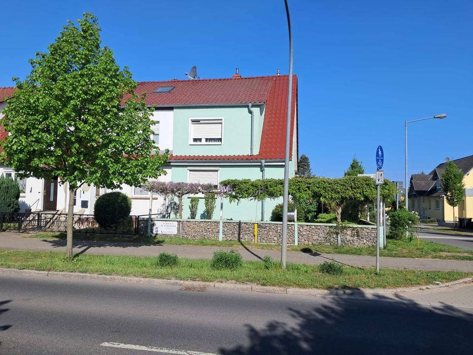 Thumbnail-Reiheneckhaus