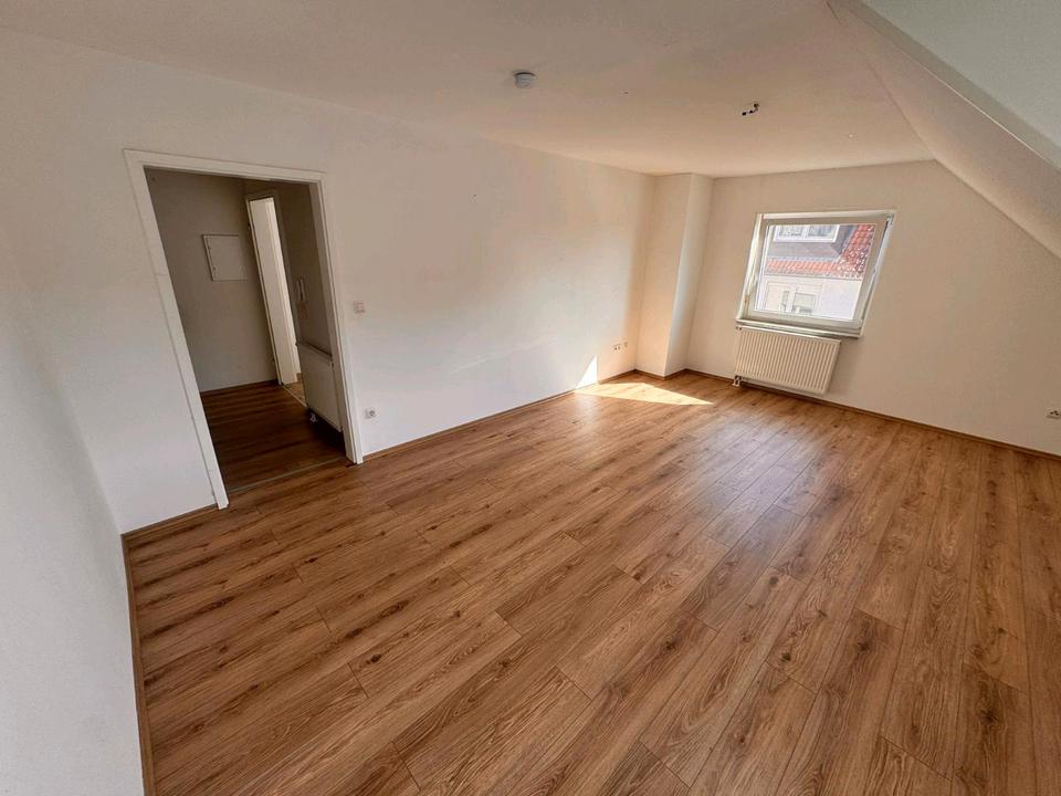 Thumbnail-Helle Wohnung mit 3,5 Zimmer zu vermieten.